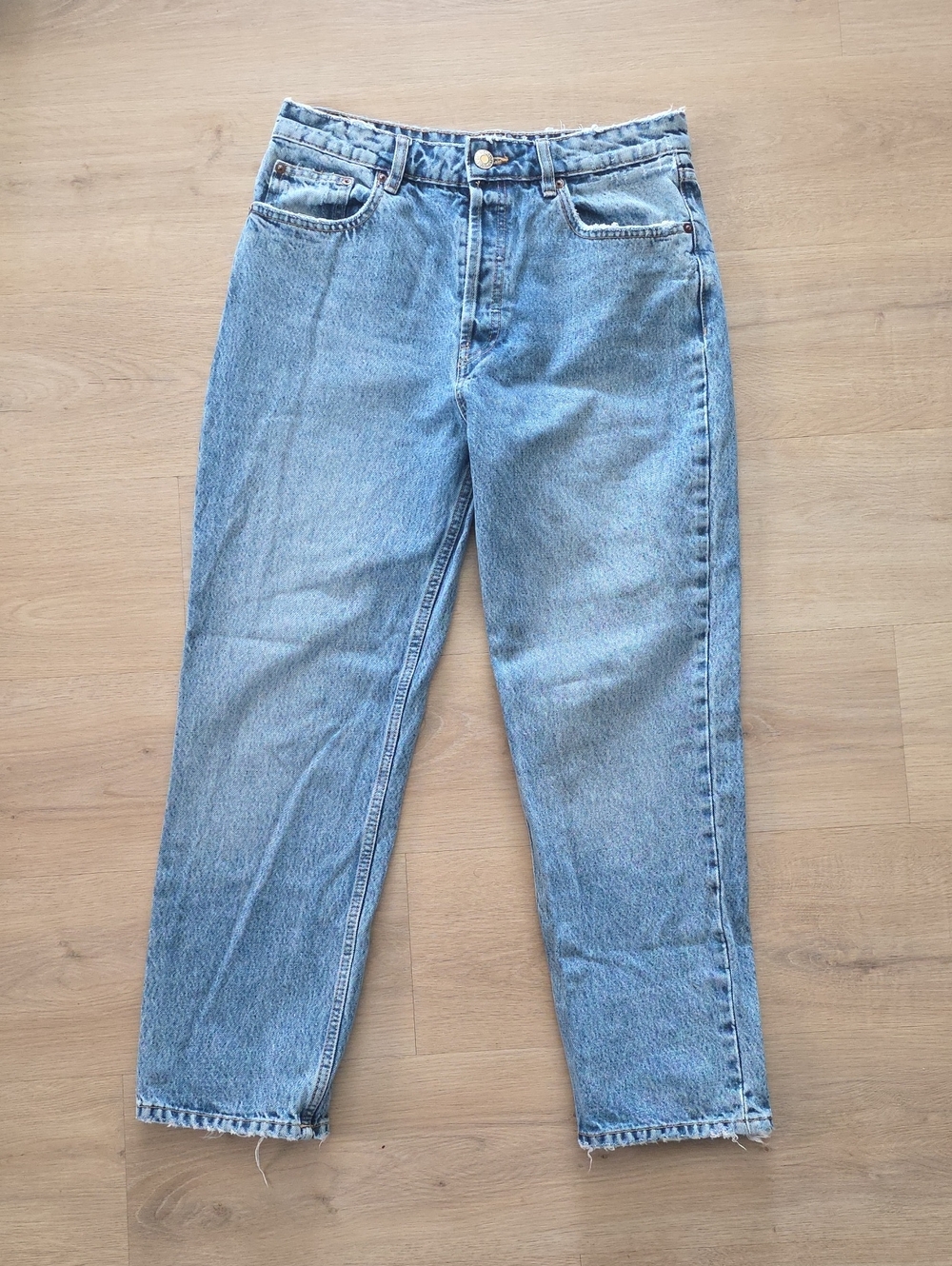 Zara Women High Rise Mom Jeans Light Blue Wash Cotton Straight Leg Size 10 42‎
